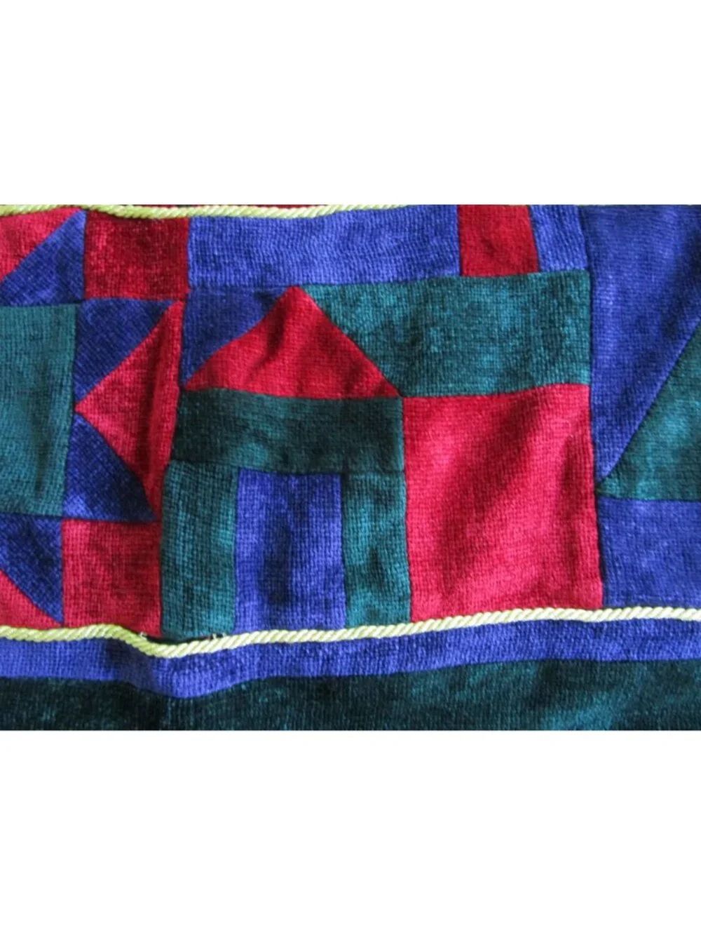 Patchwork Chenille Quilt Throw Blanket Cabin and Star Pattern Green Red Purple